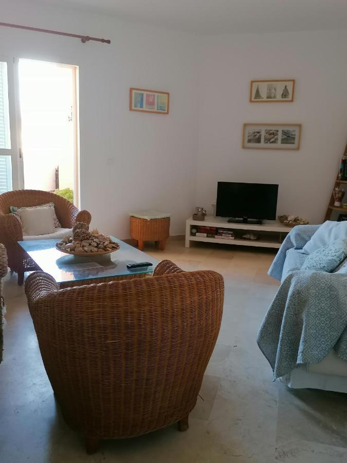 Ailem Apartment *